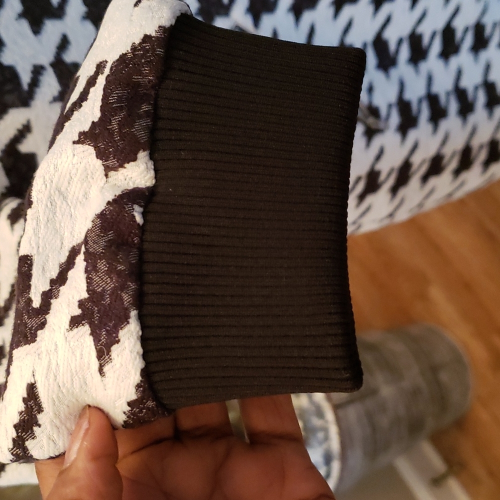 Jacket - Picture 5 of 11